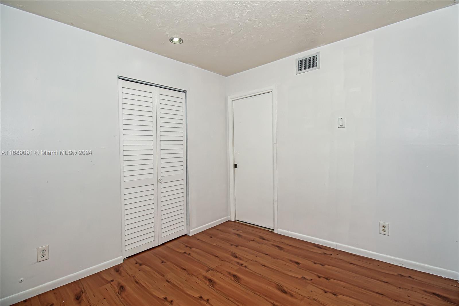 302 SE Verada Ave, Port St. Lucie