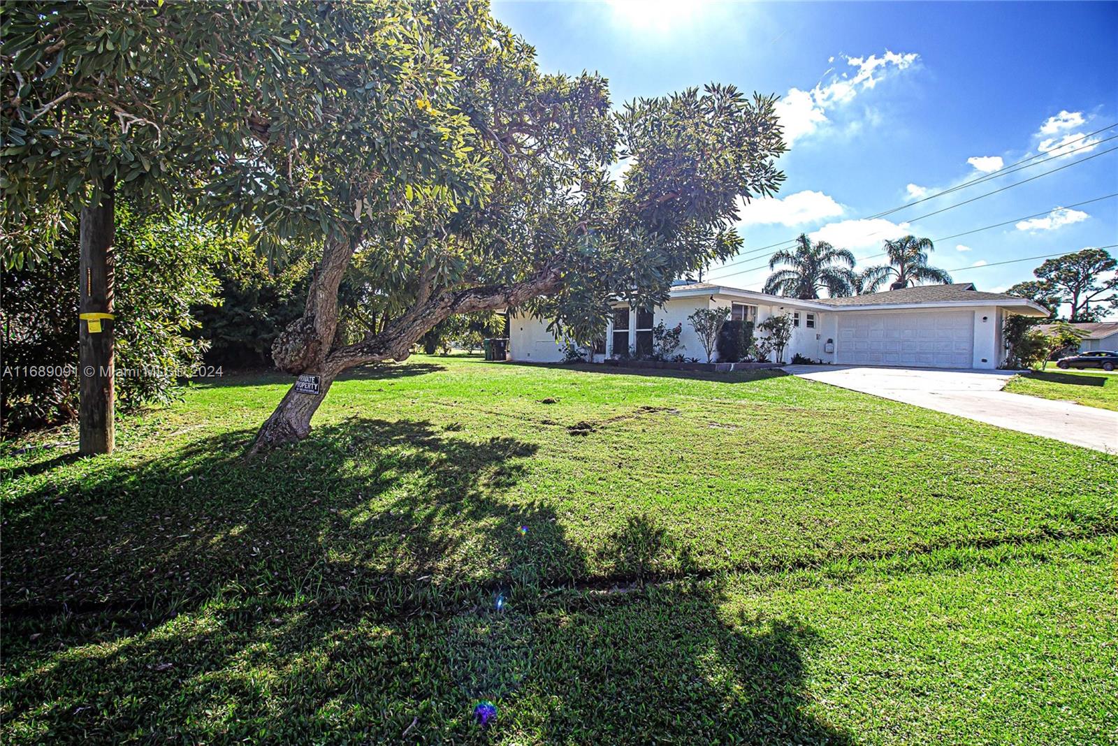 302 SE Verada Ave, Port St. Lucie