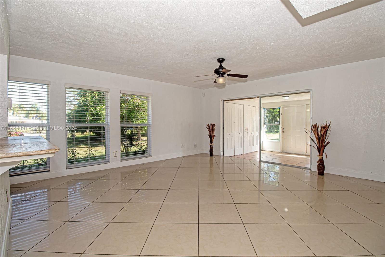 302 SE Verada Ave, Port St. Lucie