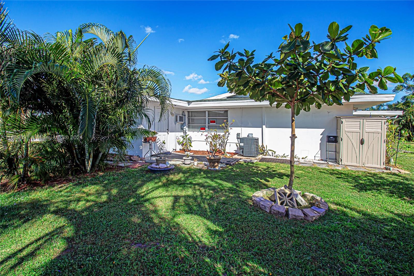 302 SE Verada Ave, Port St. Lucie