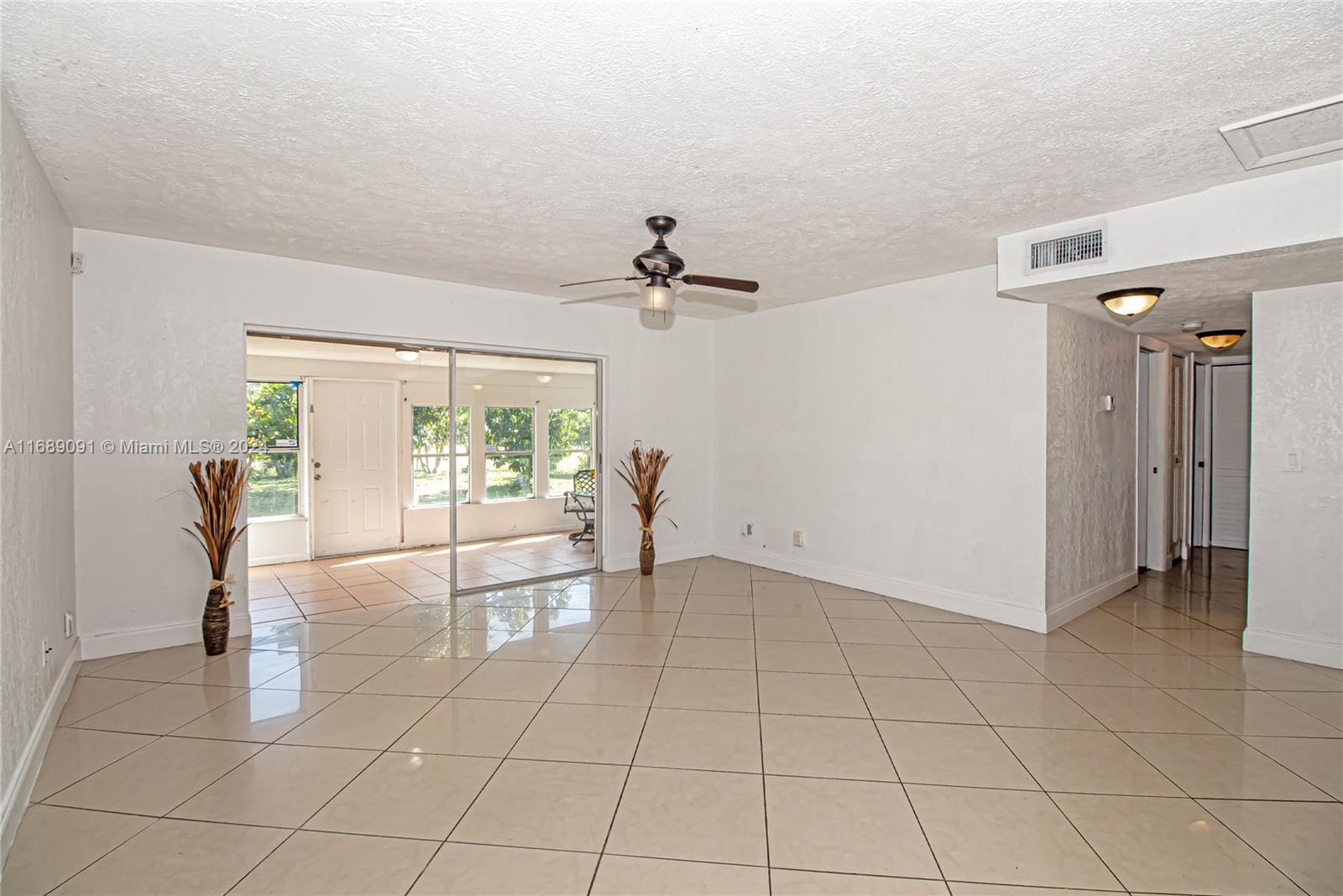 302 SE Verada Ave, Port St. Lucie