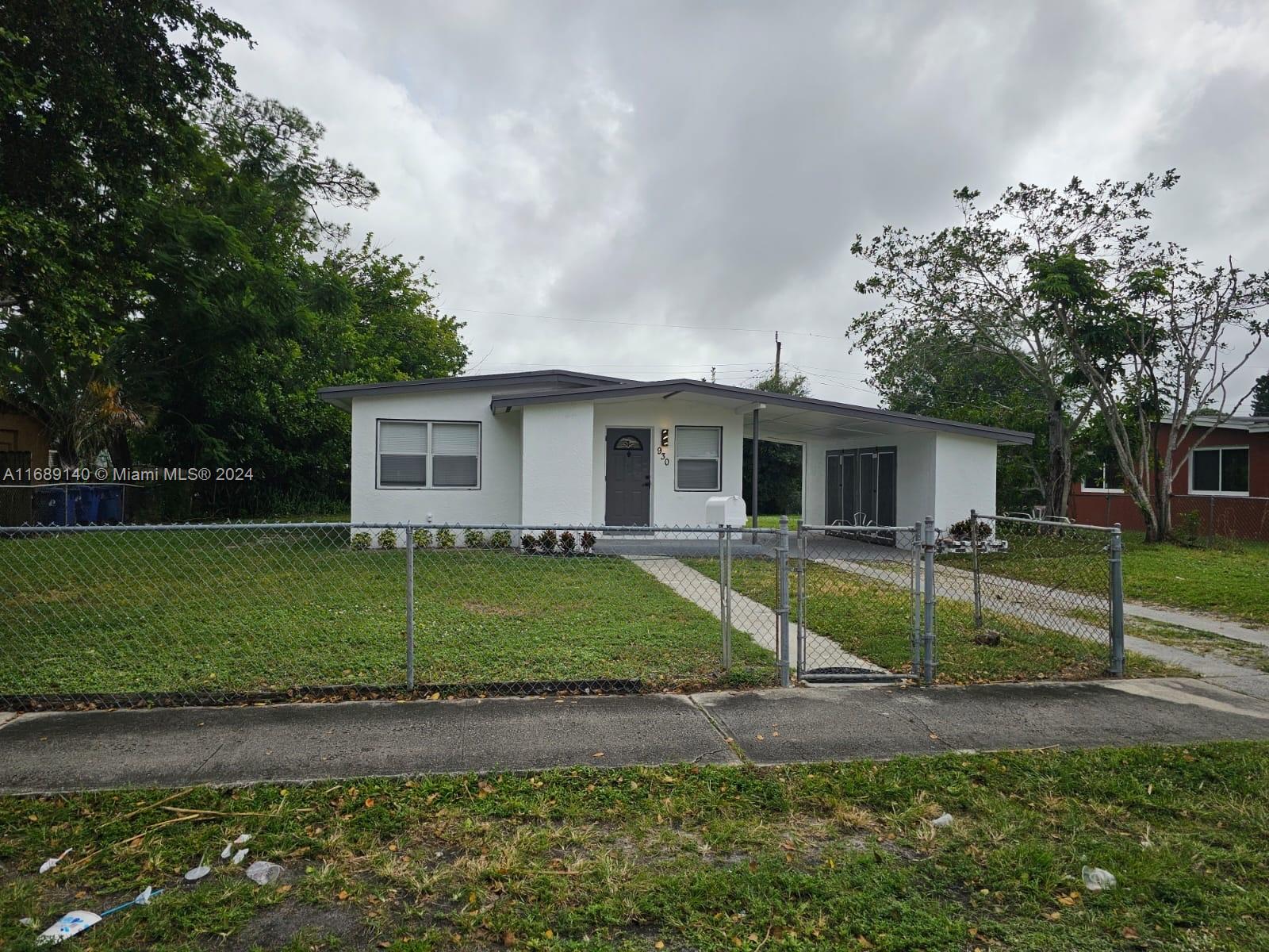 930 NW 14th St