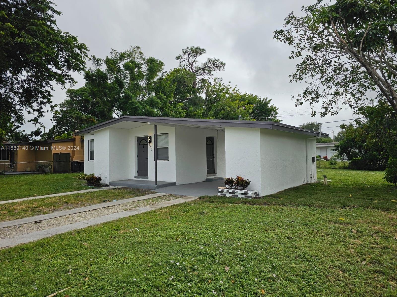 930 NW 14th St