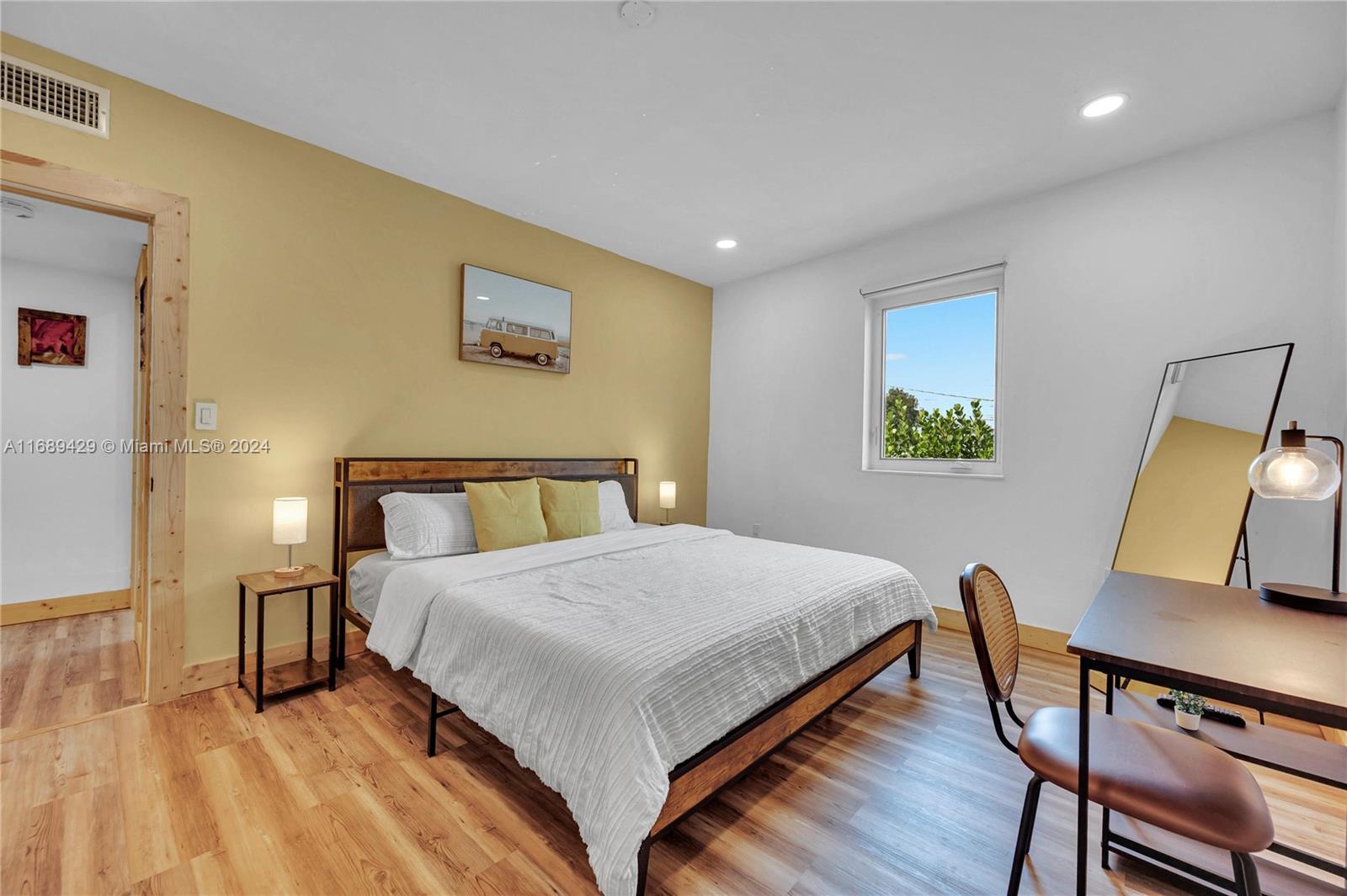 9000 NW 12th Ave Unit: .