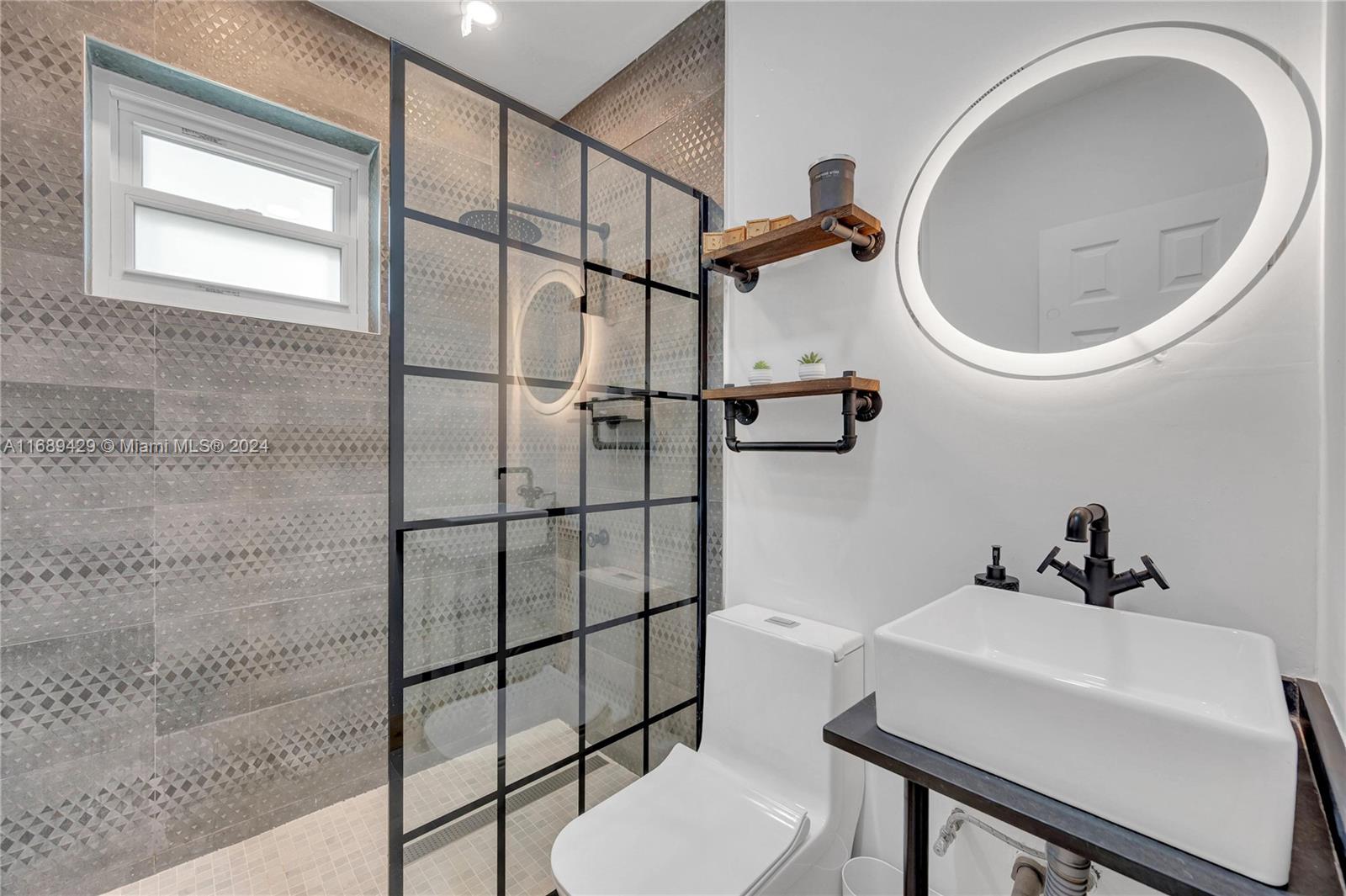 9000 NW 12th Ave Unit: .