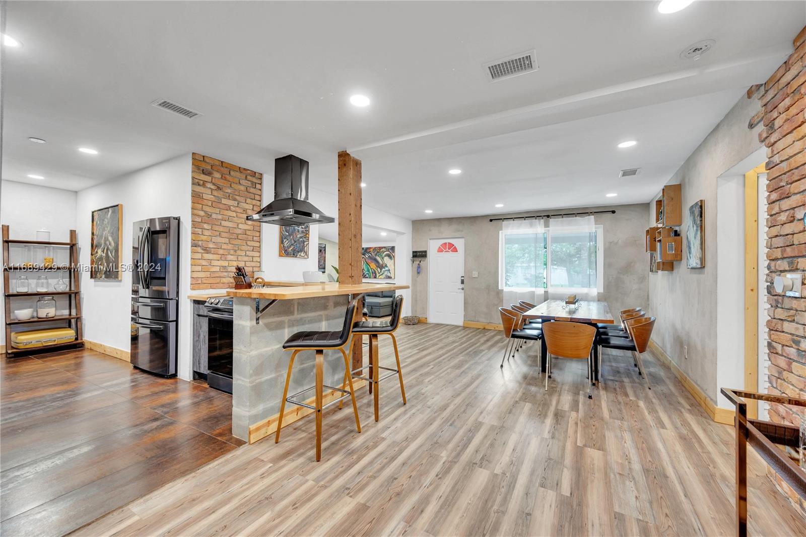 9000 NW 12th Ave Unit: .