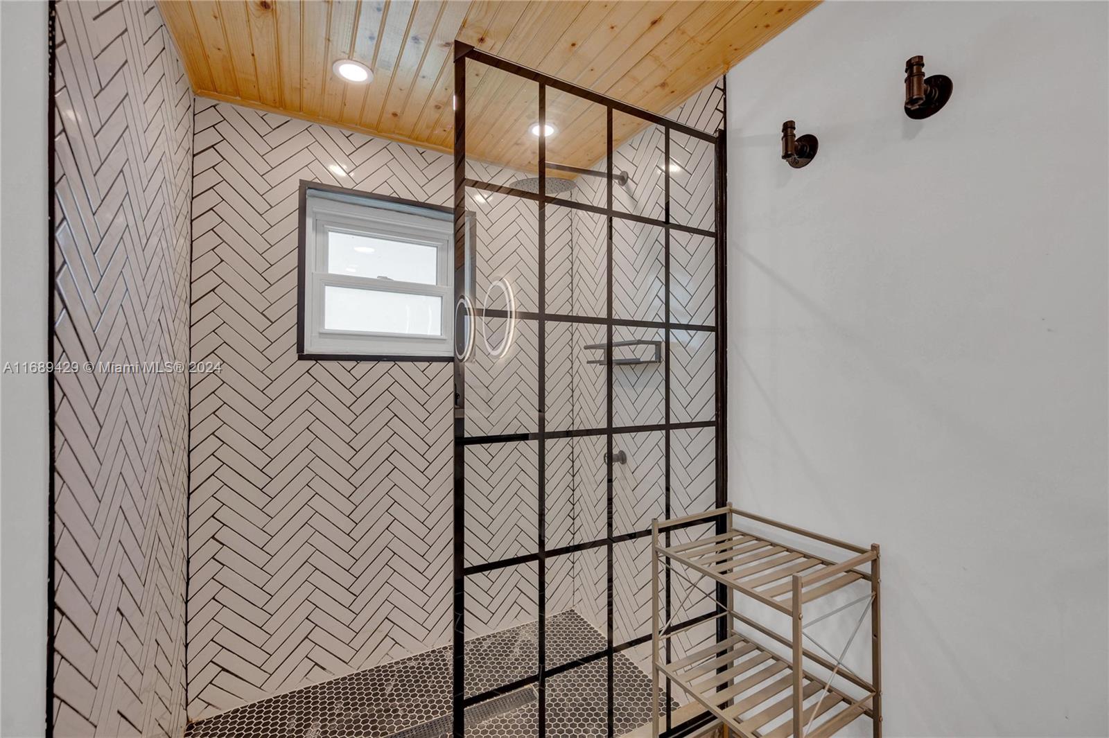 9000 NW 12th Ave Unit: .