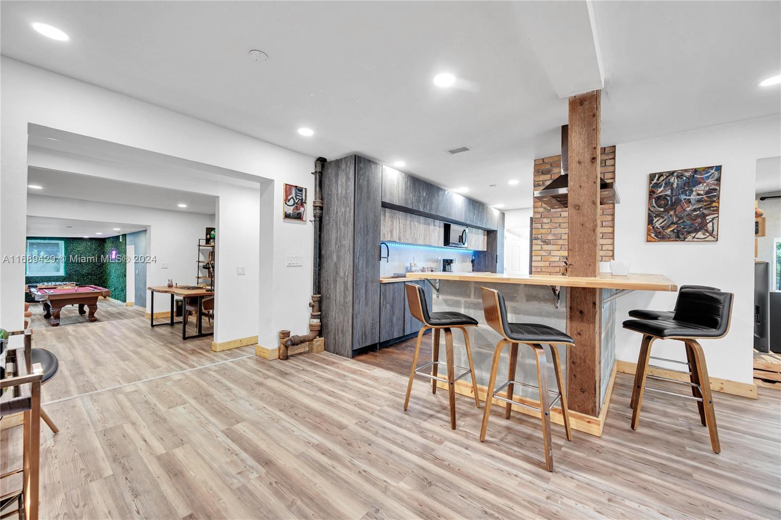 9000 NW 12th Ave Unit: .