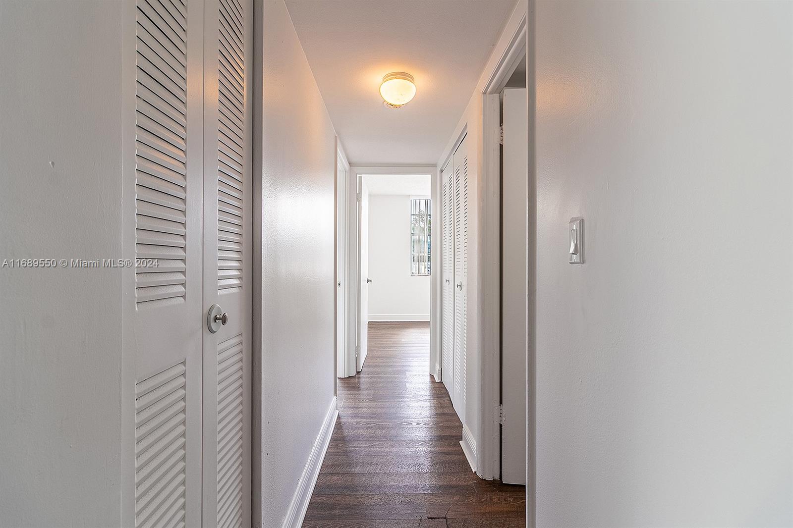 496 NW 165th St Rd # 115 Unit: D-115