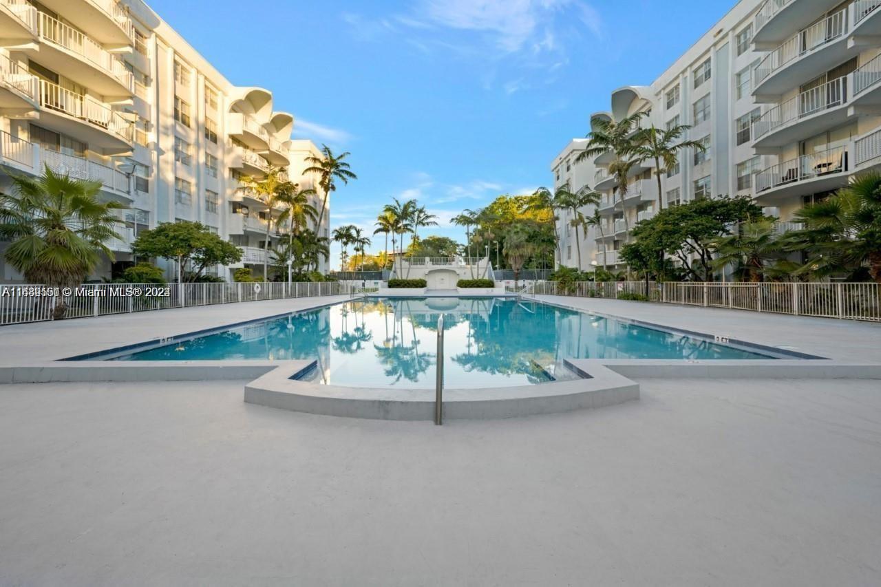 496 NW 165th St Rd # 115 Unit: D-115