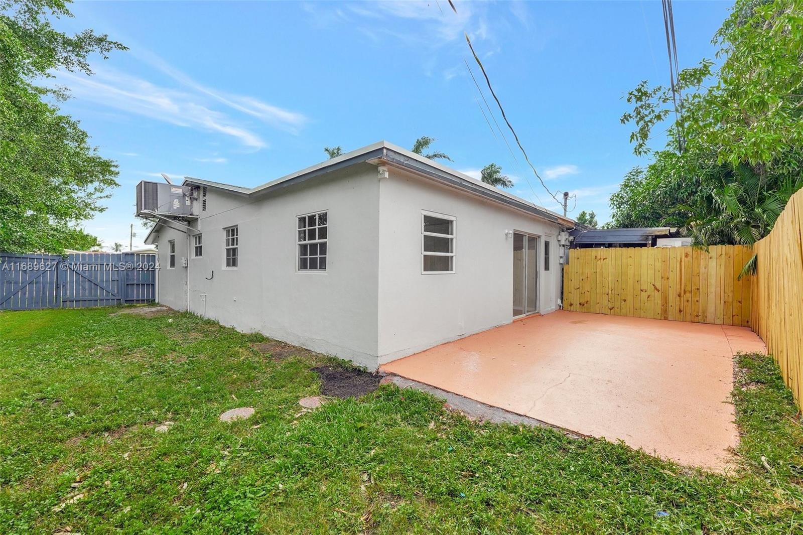 2663 NW 65th Ave
