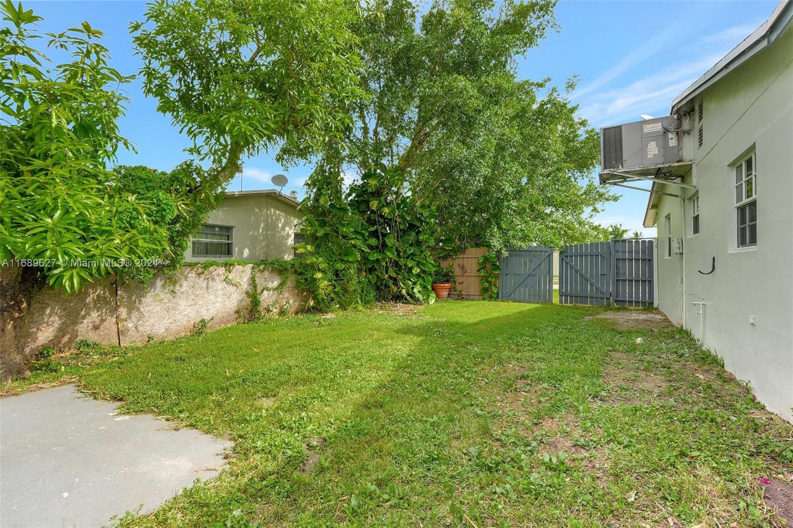 2663 NW 65th Ave