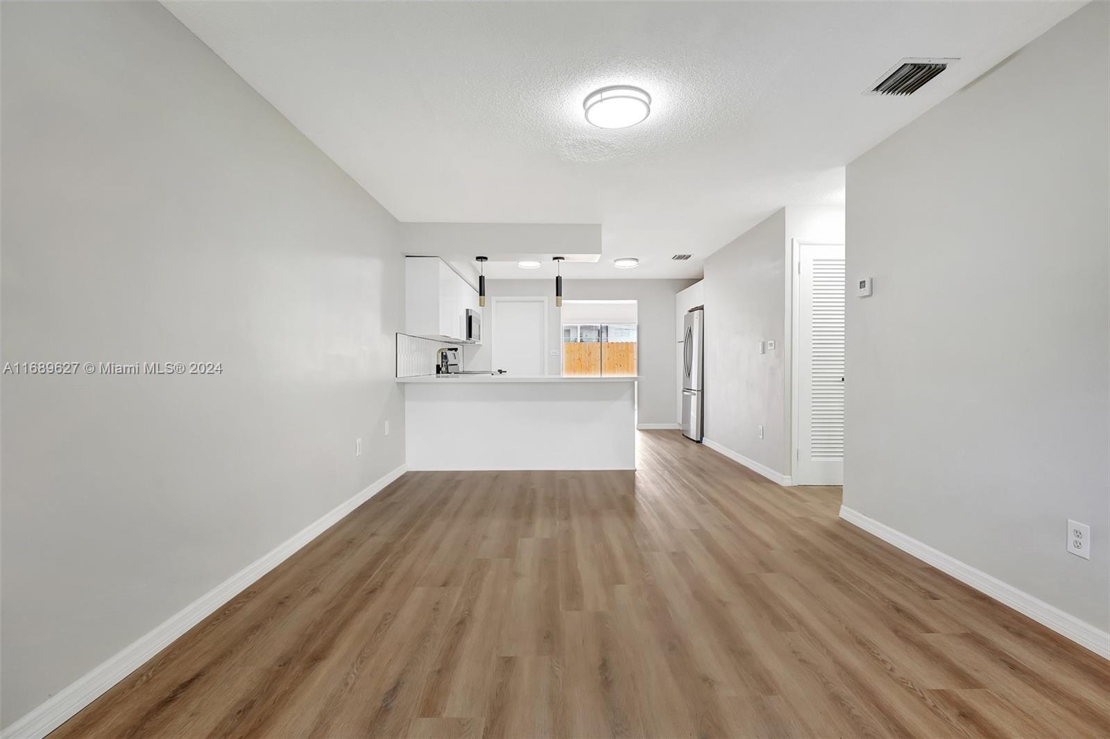 2663 NW 65th Ave