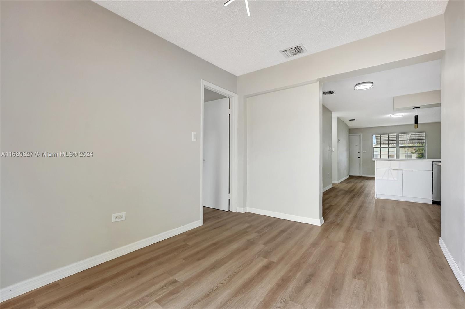 2663 NW 65th Ave