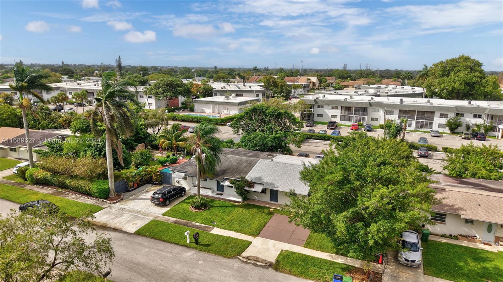2663 NW 65th Ave