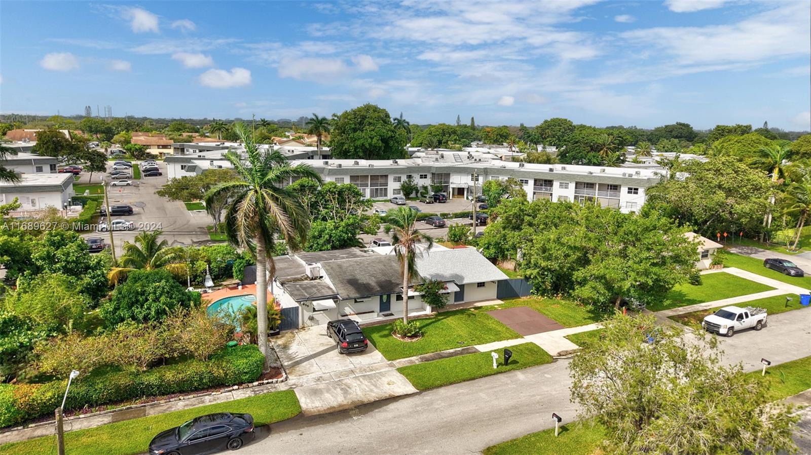 2663 NW 65th Ave