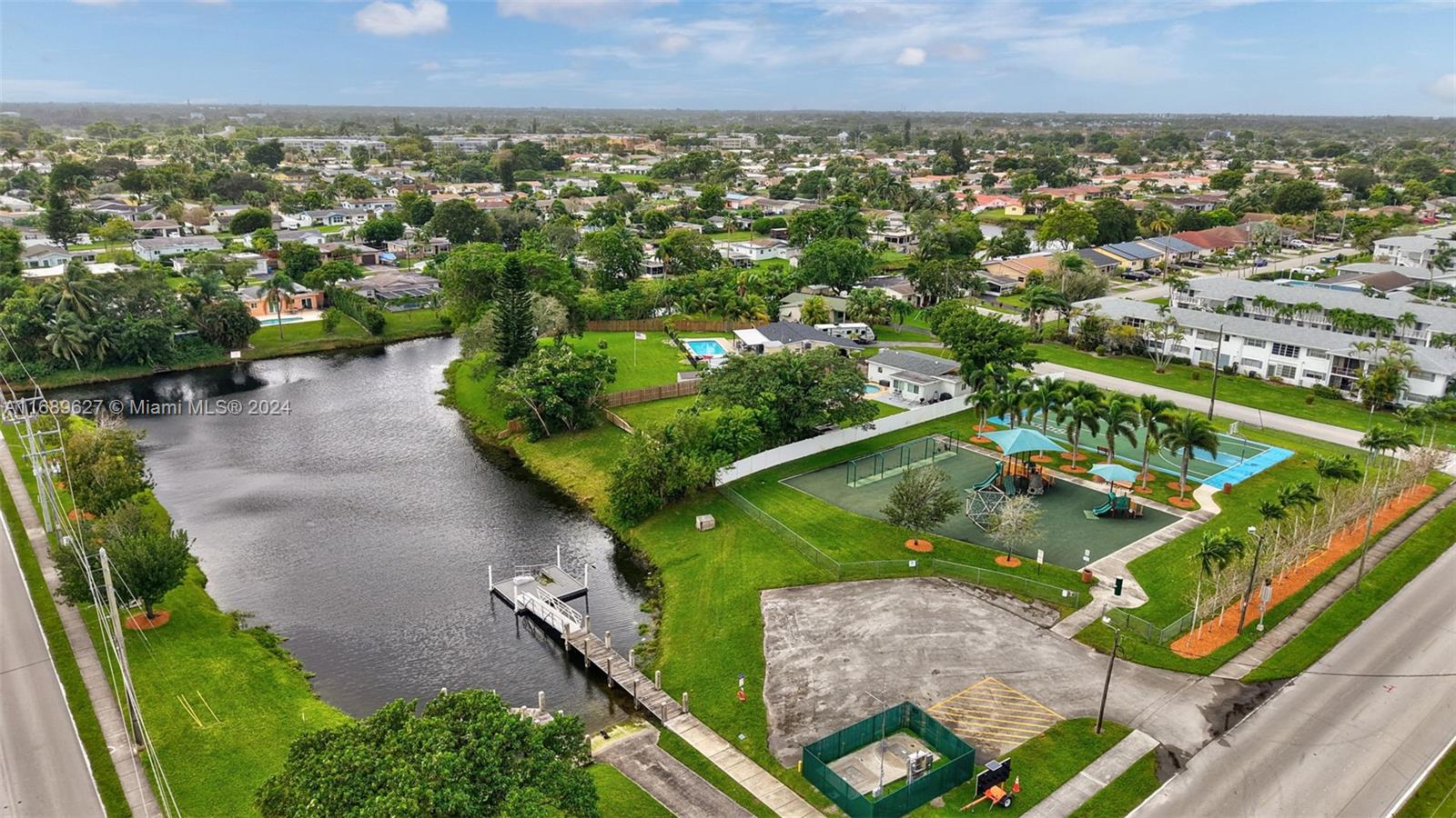 2663 NW 65th Ave