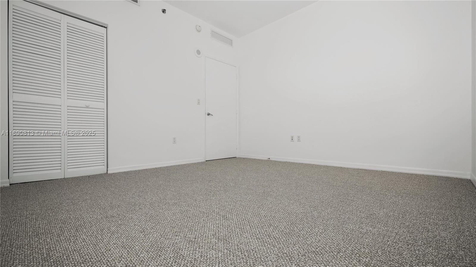 950 Brickell Bay Dr # 2009