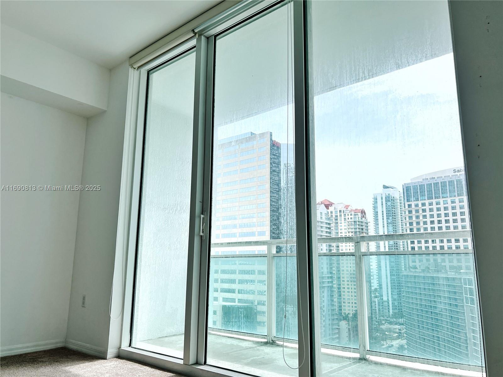 950 Brickell Bay Dr # 2009