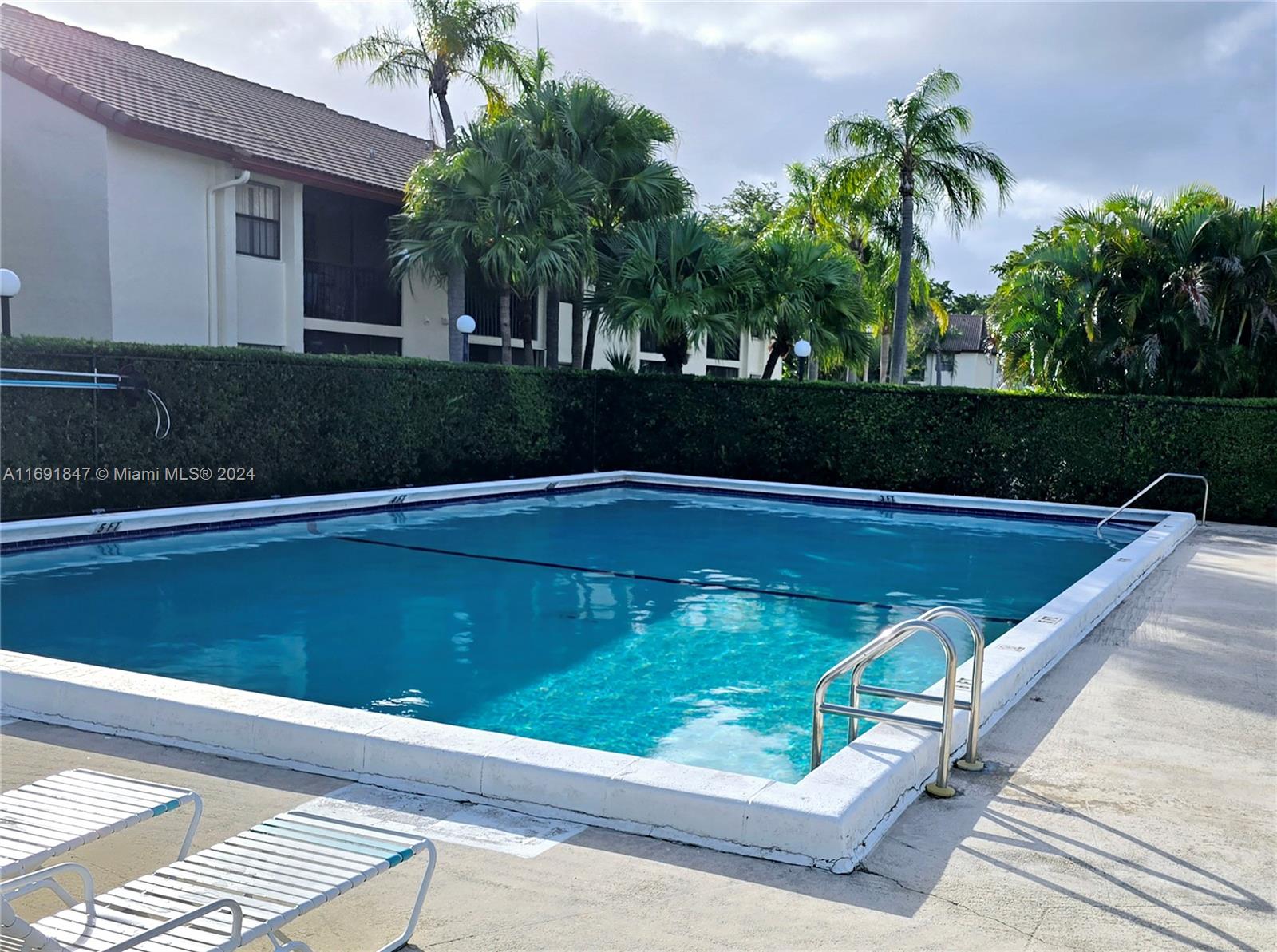 22088 Palms Way # 102