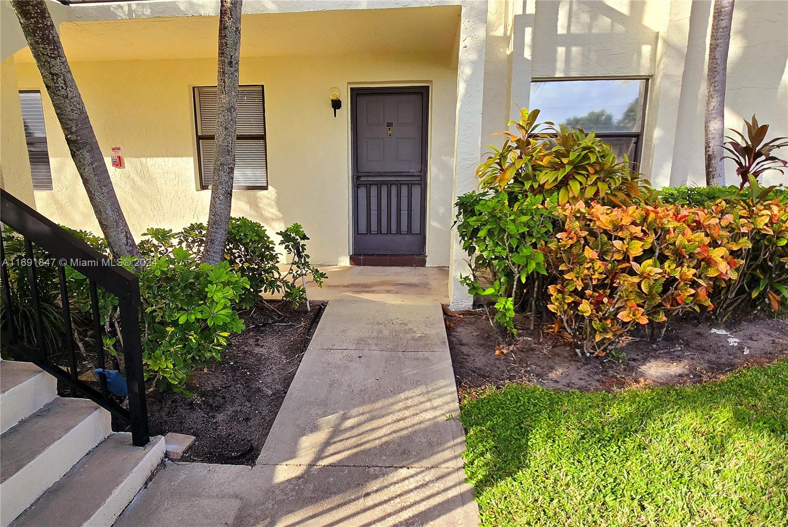 22088 Palms Way # 102
