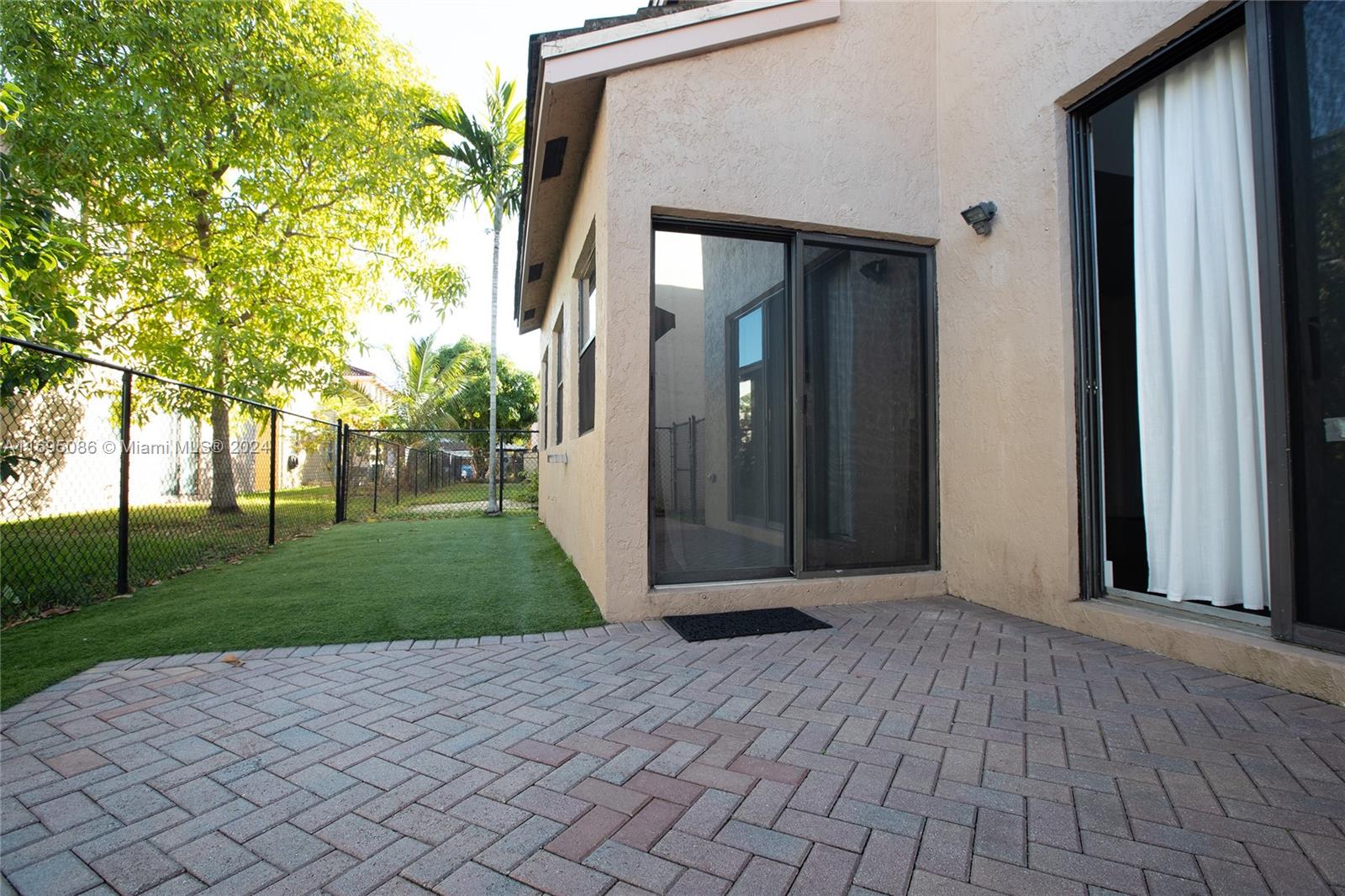 11133 NW 34th Ct