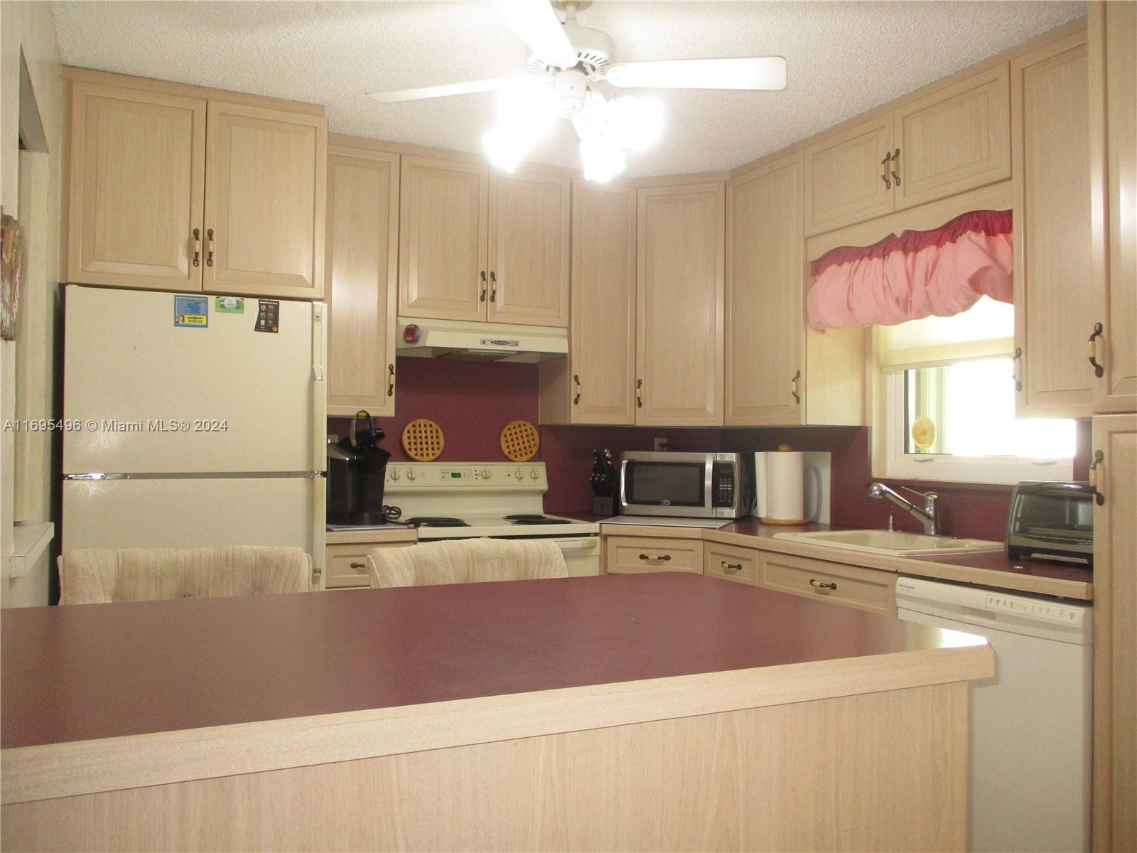 6531 SE Federal Hwy # 106 Unit: L 106