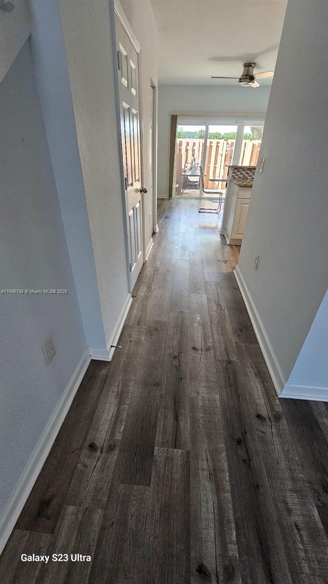 1690 NE 33rd Ave # 6 Unit: 104-6
