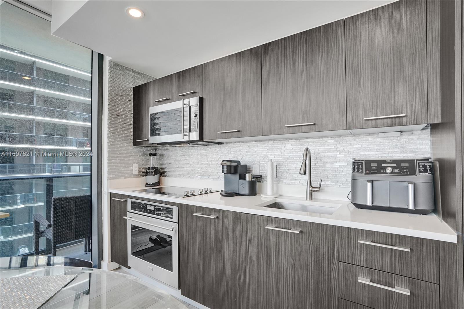 55 SW 9th St # 2201