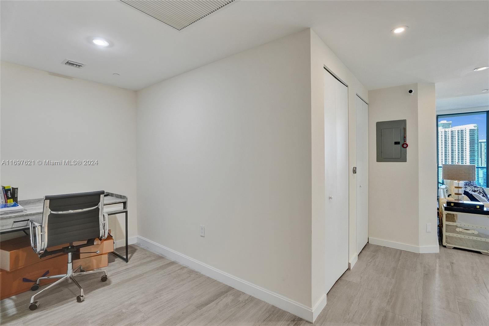 55 SW 9th St # 2201