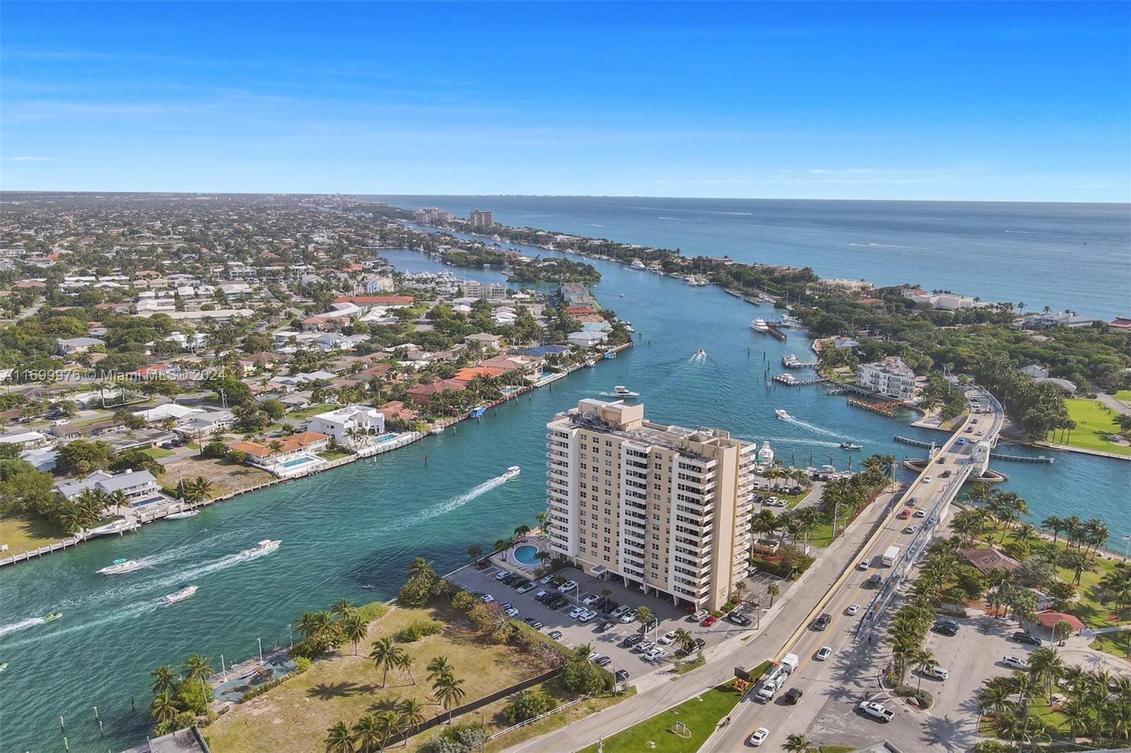 2639 N Riverside Dr # 606