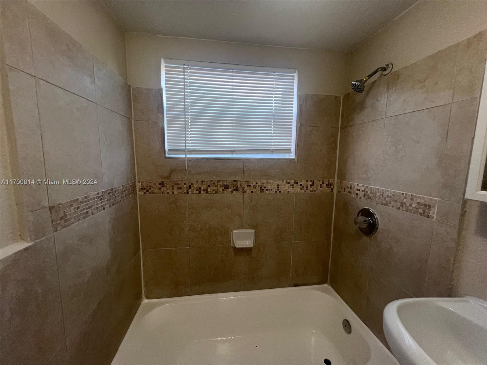 951 NW 8th Ave # 16