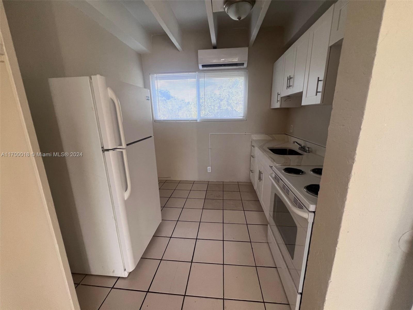 980 NW 9th Ave # 19