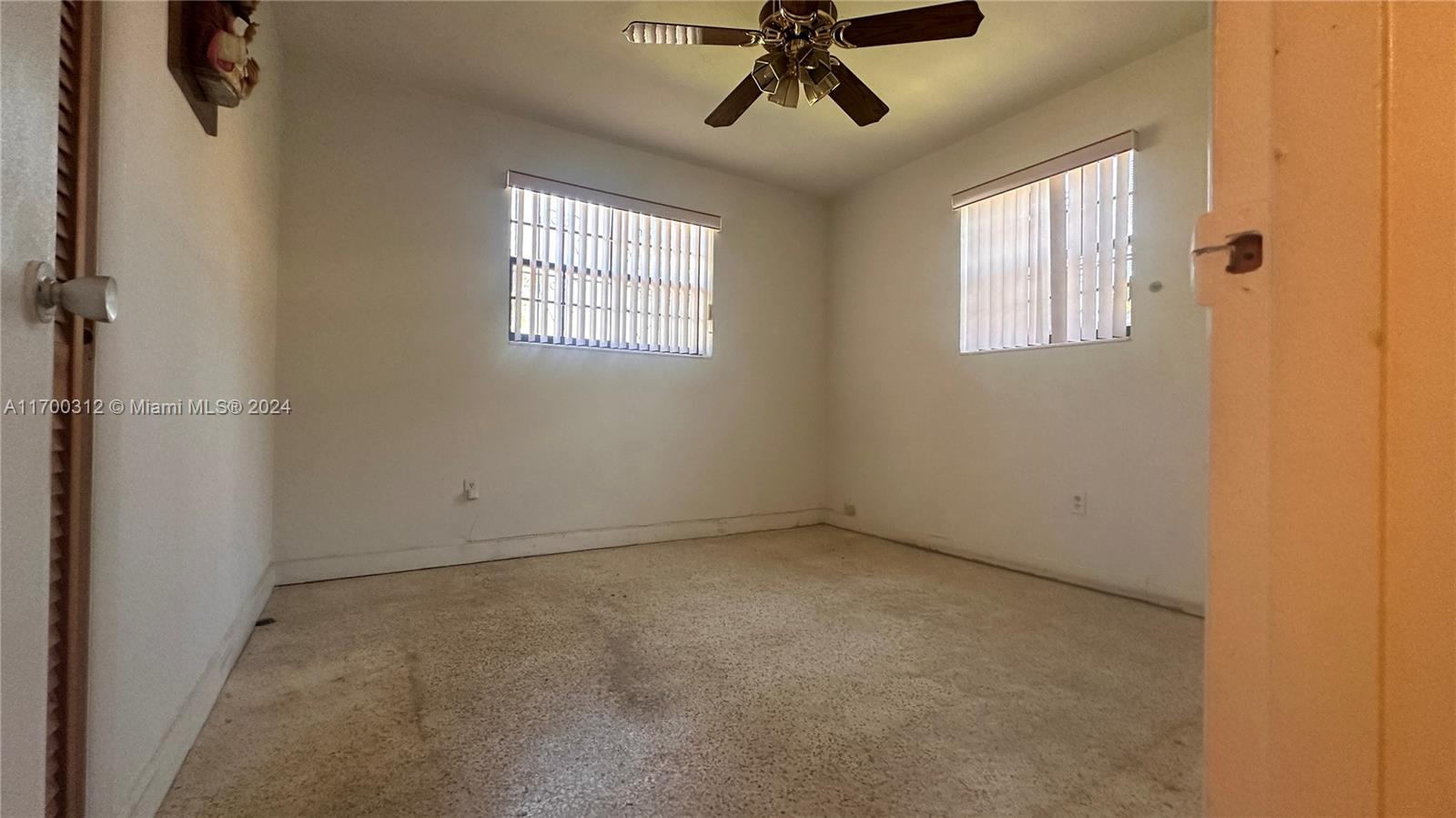1250 W 35th St