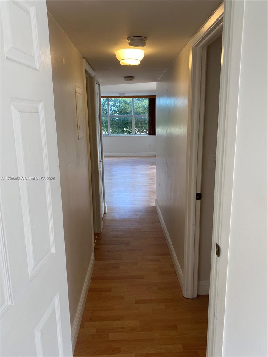 1300 NE Miami Gardens Dr Unit: 307E