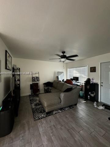 2849 NW 8th Ct