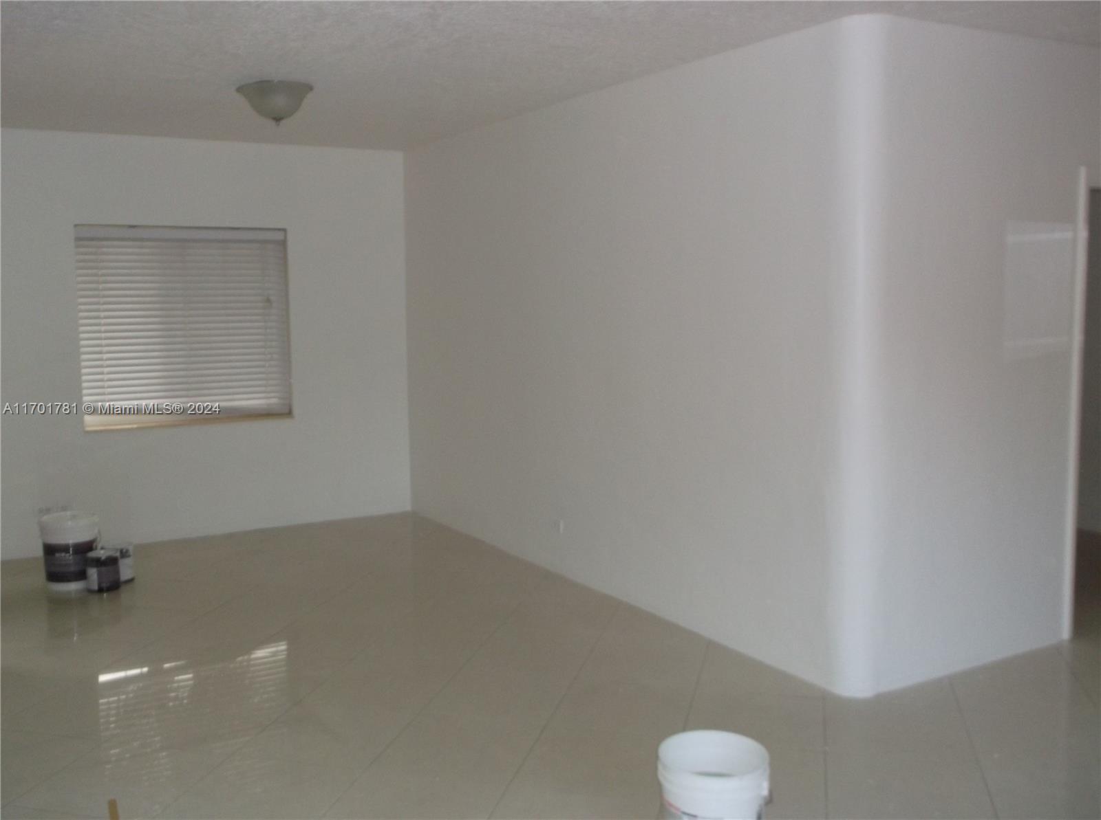727 NE 16th Ave # 727D