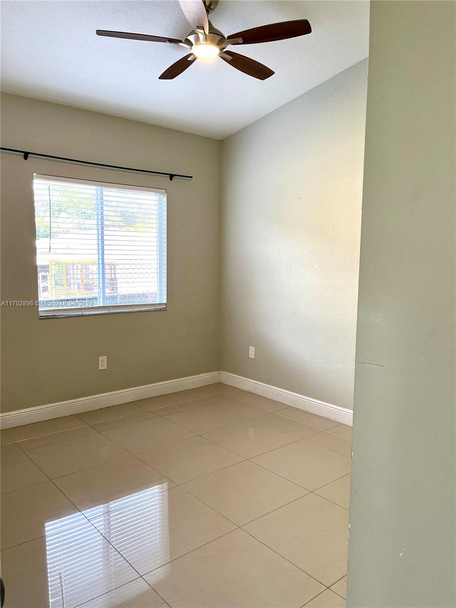 1125 NW 2nd Ave # 0