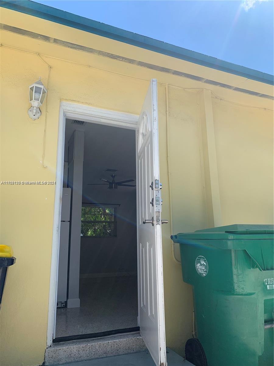 41 SE 13th St Unit: front