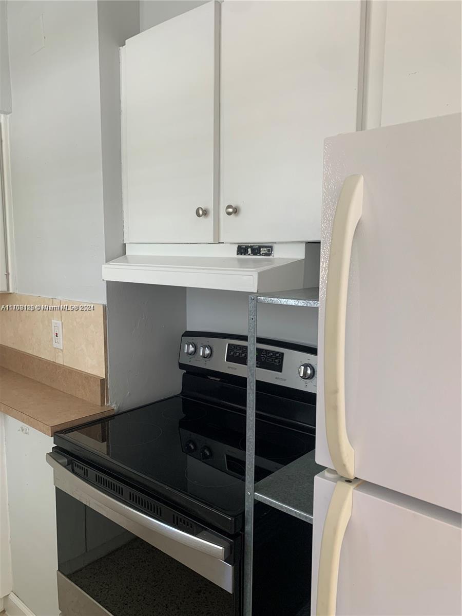 41 SE 13th St Unit: front