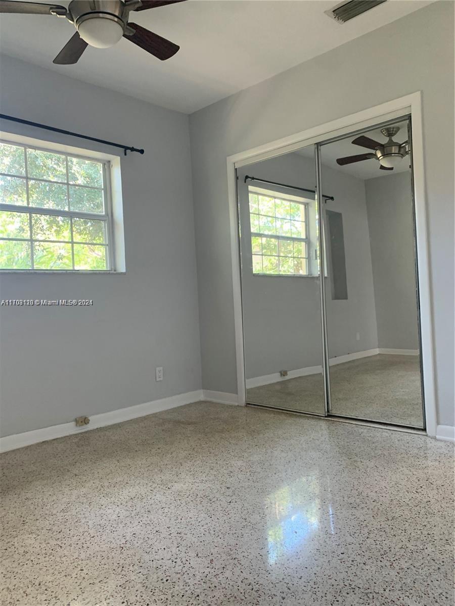 41 SE 13th St Unit: front
