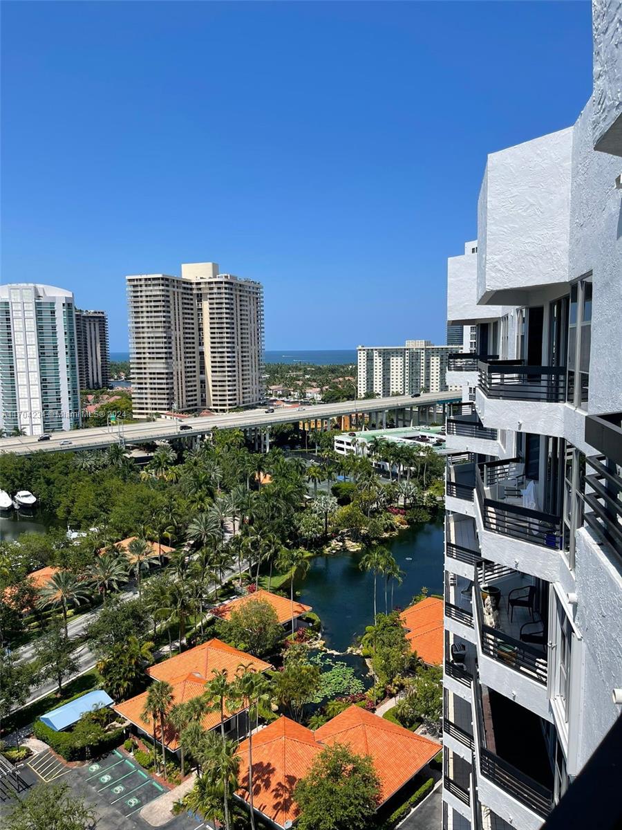 3600 Mystic Pointe Dr # 1910