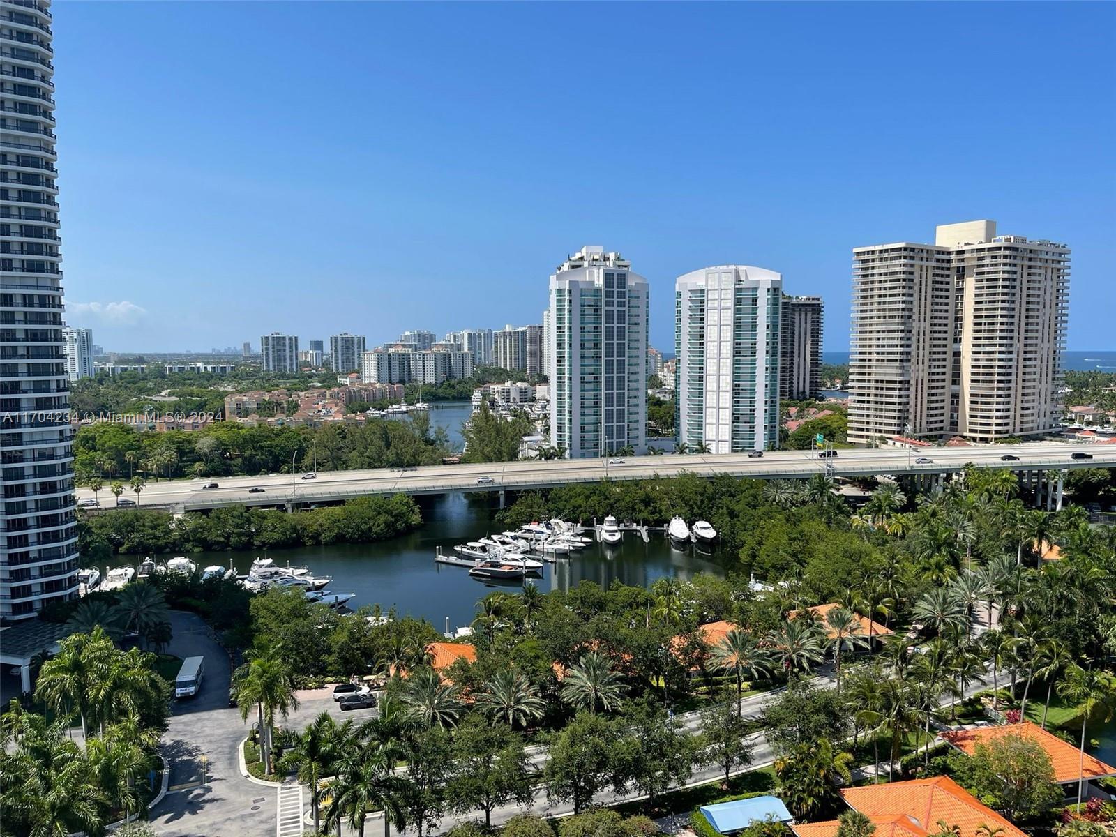 3600 Mystic Pointe Dr # 1910