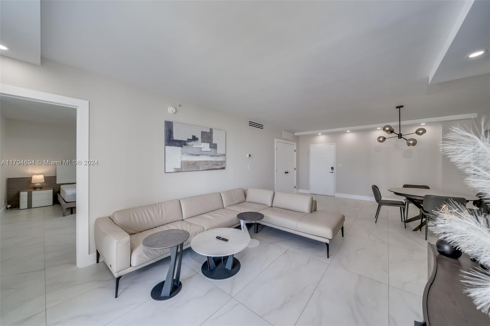 3001 S Ocean Dr # 841