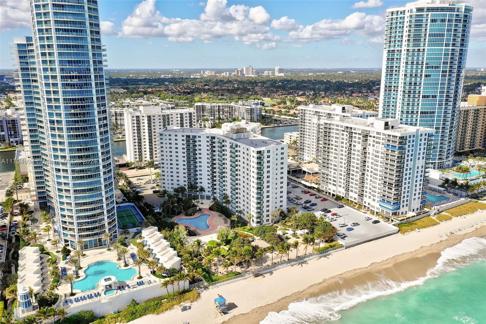 3001 S Ocean Dr # 841