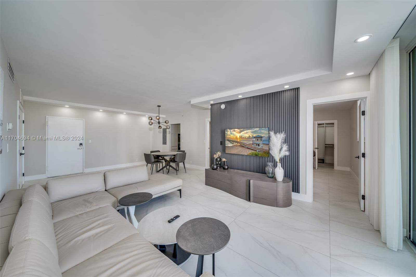 3001 S Ocean Dr # 841