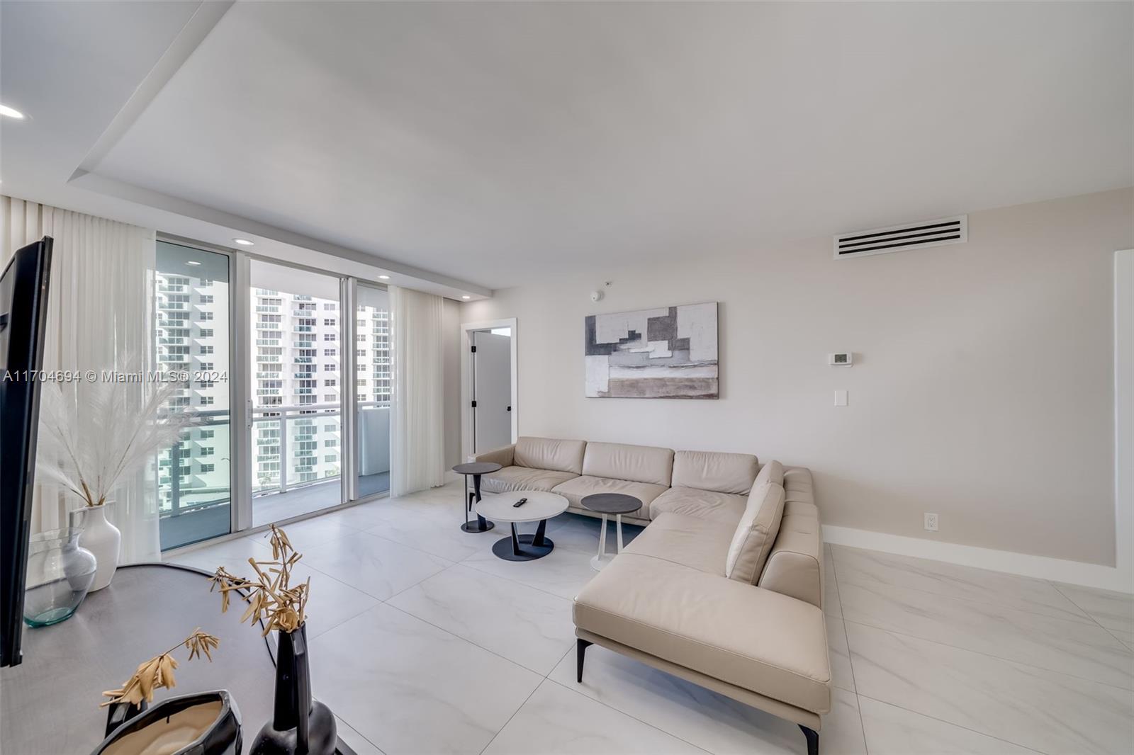 3001 S Ocean Dr # 841