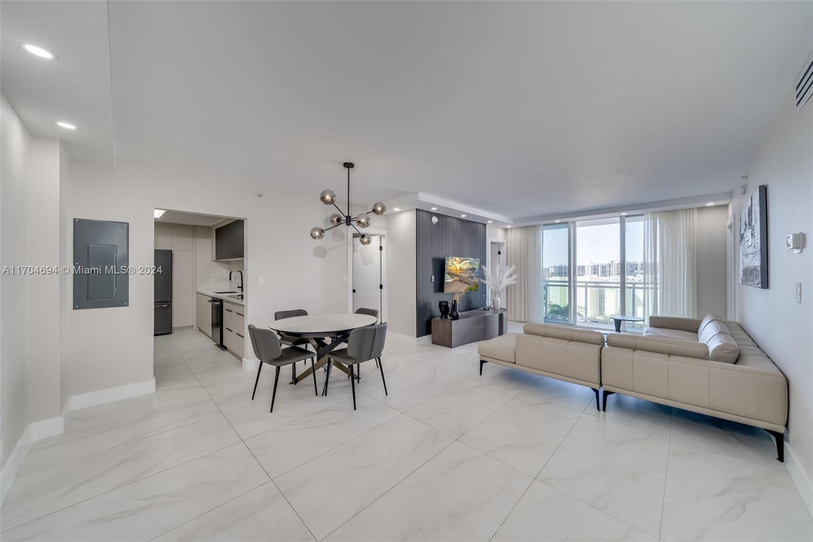 3001 S Ocean Dr # 841