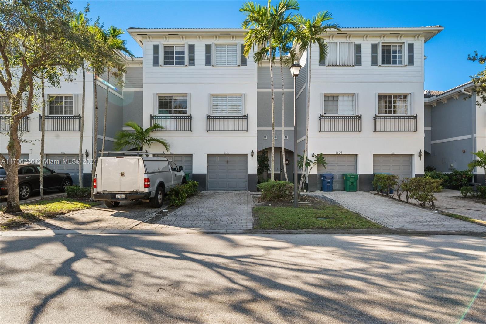 3606 NW 13th St