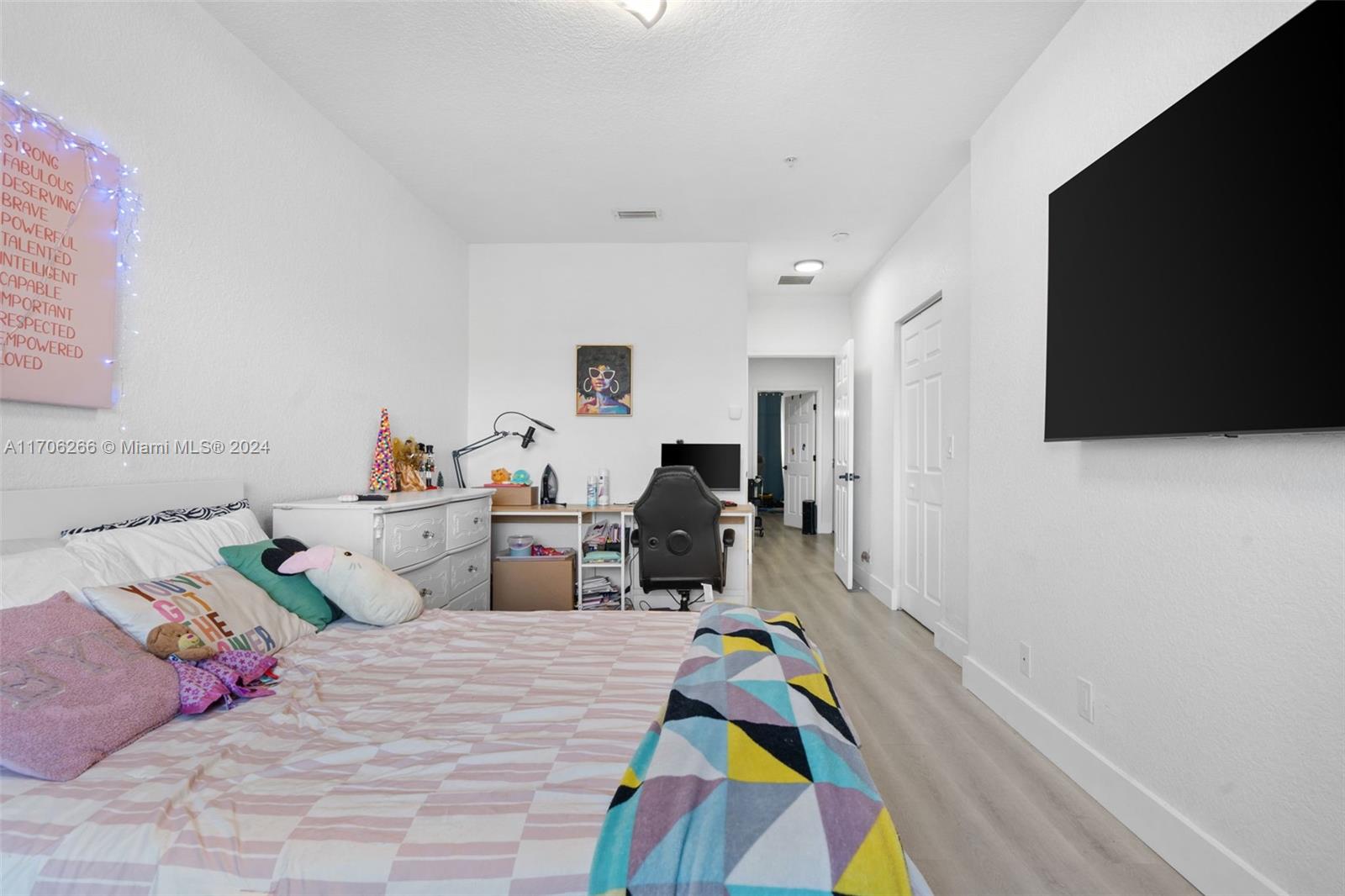 3606 NW 13th St